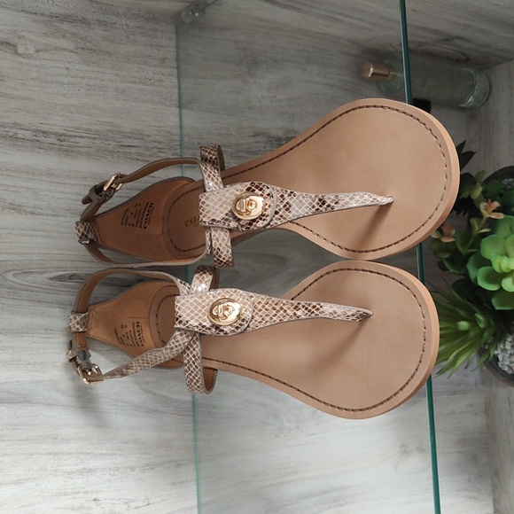 Coach Ingrid Nat Print Snake Elegant Tan Sandals SZ 8 - Picture 2 of 8